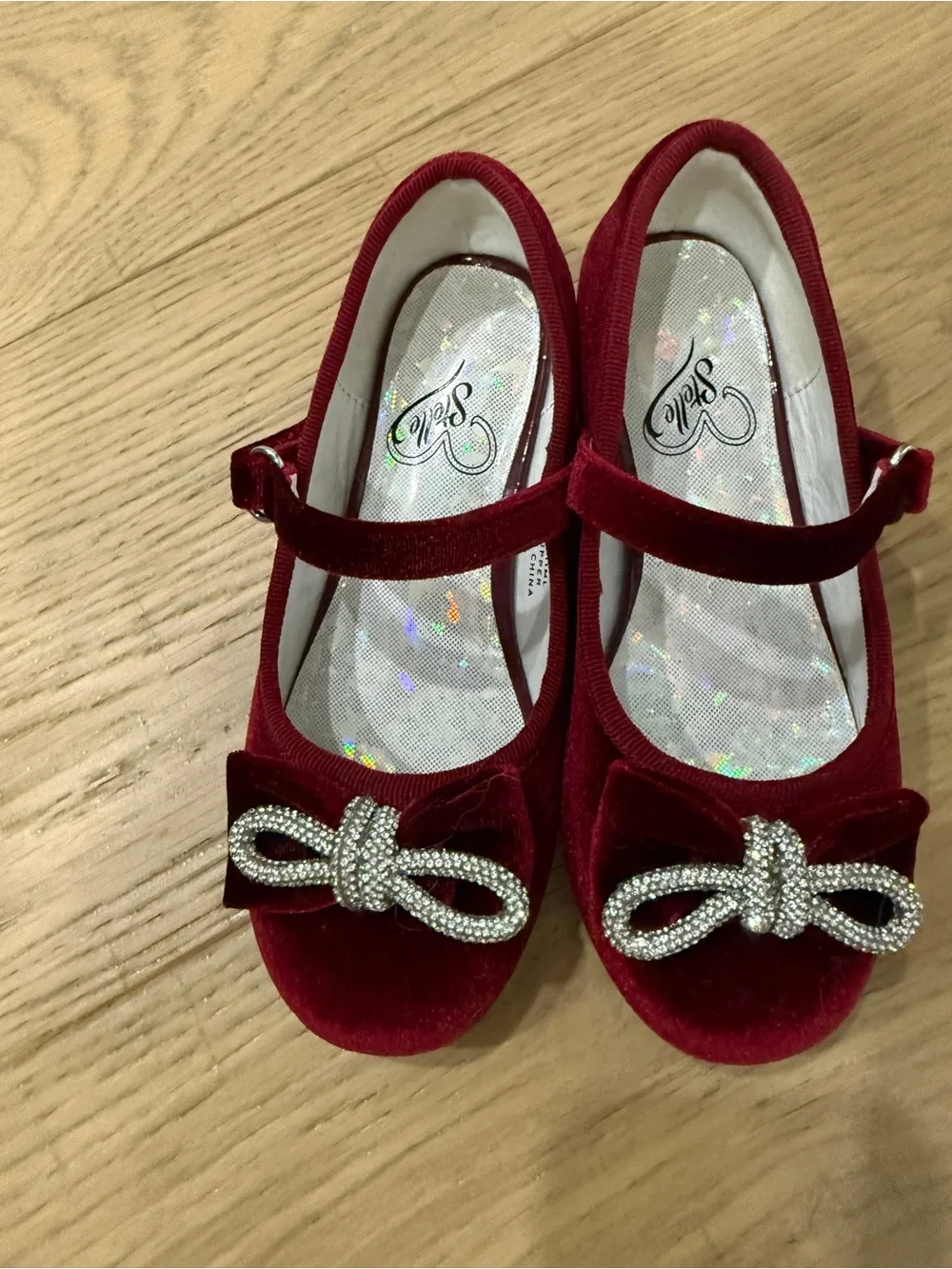 Sparkling Bow Velvet Mary Jane Girls Dress Shoes - Burgundy